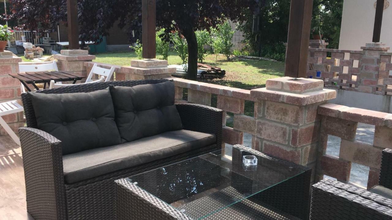 Aranypart Apartmanhazak Tiszakécske Dış mekan fotoğraf
