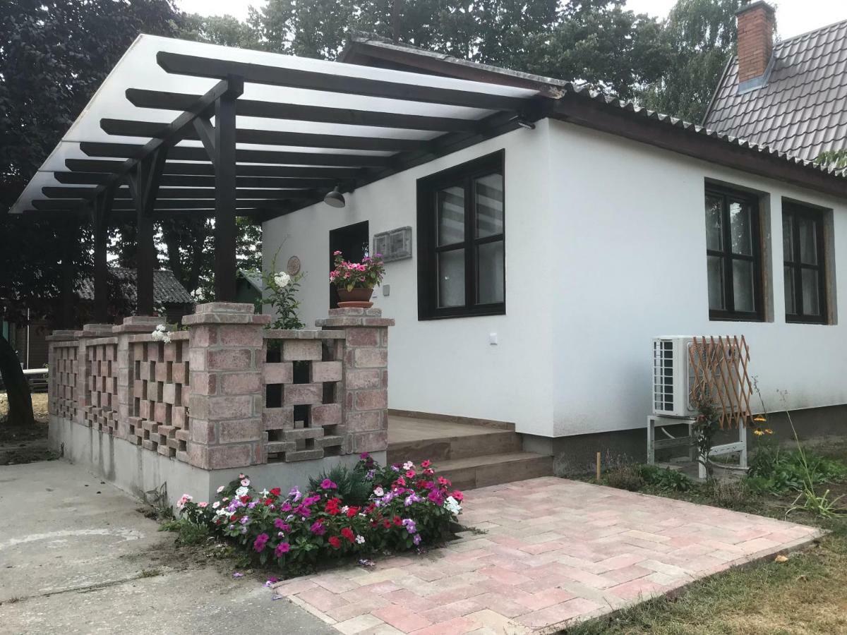 Aranypart Apartmanhazak Tiszakécske Dış mekan fotoğraf